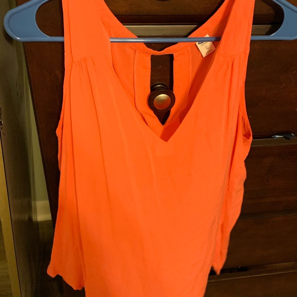 Old navy tank top